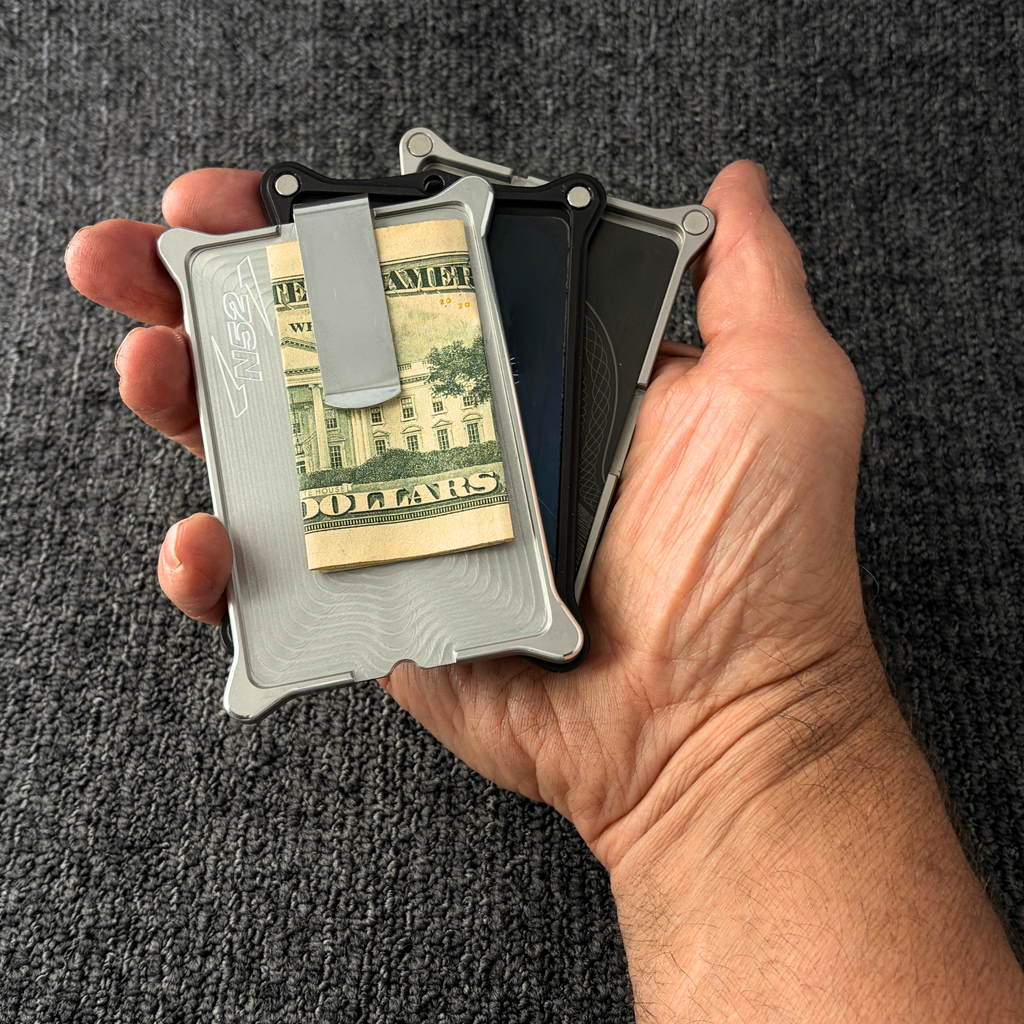 N52 Wallet — Silver